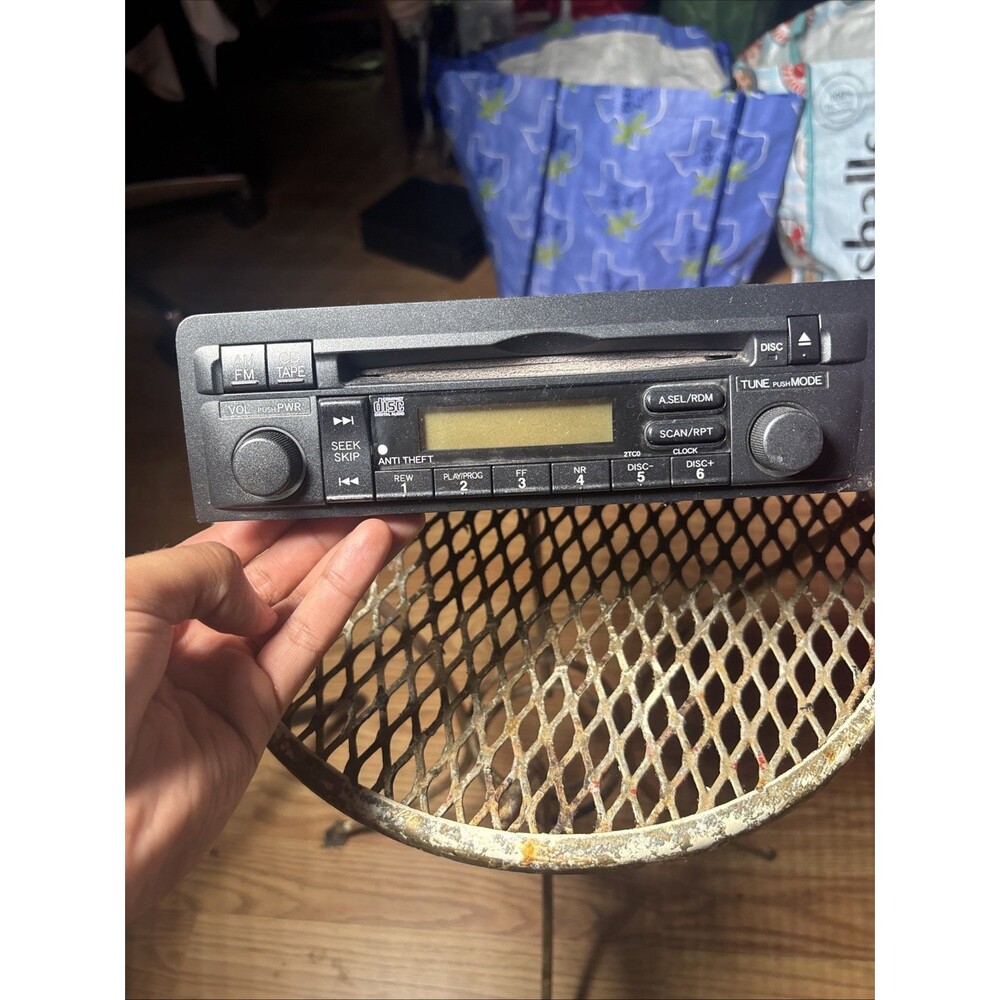 2001 2002 2003 Honda Civic Sedan AM FM CD Radio Receiver OEM 39101-S5A-A610-M1